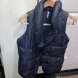 Lightly used women’s vest